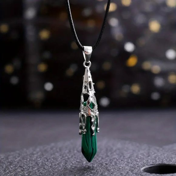 Malachite Synthetic Stone Hexagonal Prism Pyramid Pendant Necklace - Picture 2 of 2
